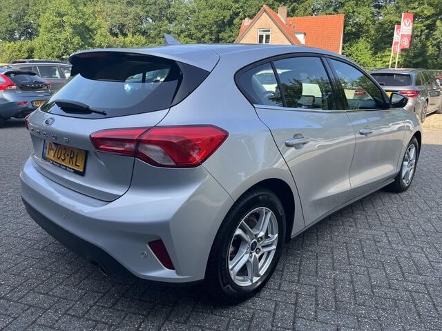 Ford FOCUS 1.0 EcoBoost Trend Edition Business Dealer Onderhouden
