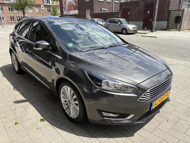 Ford FOCUS 1.5 Titanium NL AUTO/DEALER OND./NAVI/CAMERA/DAK