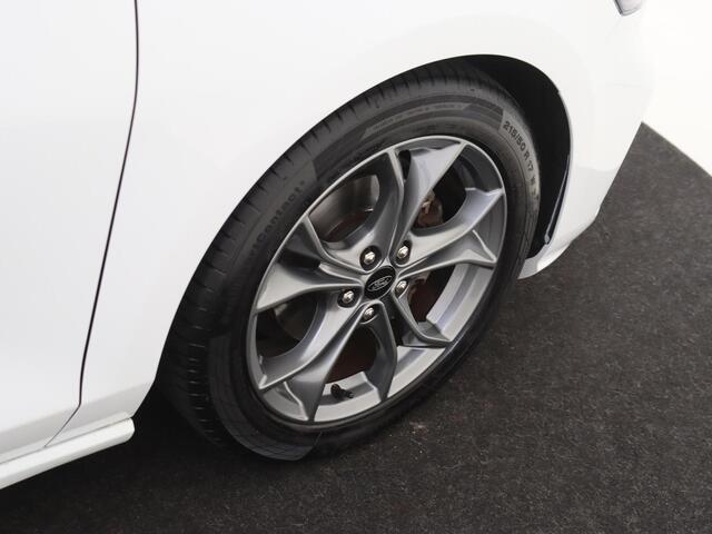 Ford FOCUS 1.0 EcoBoost ST Line Business | Navigatie | Cruise & Climate Control PDC voor en achter | Privacy Glass | LMV
