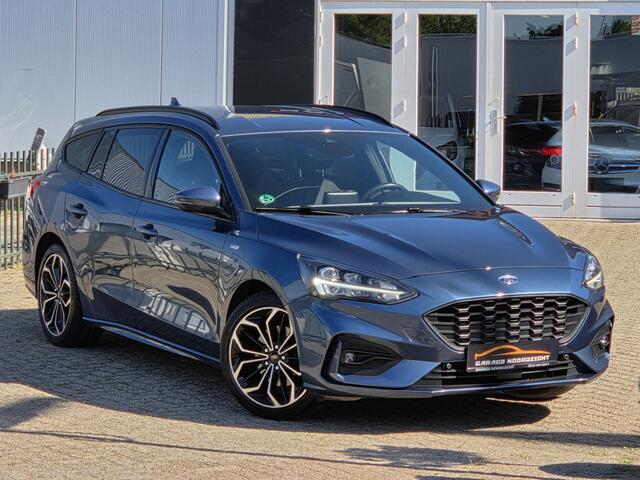 Ford FOCUS Wagon 1.5 EcoBoost ST Line Business NAVIGATIE|CAMERA|PDC VOOR+ACHTER|GETINT GLAS|18 INCH Maandag tot Vrijdag geopend van 09.00 tot 20.00 uur geopend en Zaterdag van 09.00 tot 18.00 uur