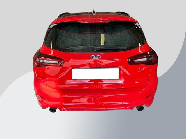 Ford FOCUS Wagon 2.3 EcoBoost ST-X Automaat 280pk! | Panoramadak | Afneembare trekhaak | Winter Pack | Standkachel | AGR-stoelen | Bang&Olufsen | Elektrische achterklep | Head up Display | Matrix LED