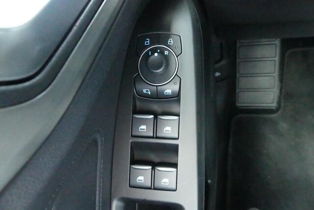 Ford FOCUS Wagon 1.0 EcoBoost Hybrid Titanium CRUISE, CLIMA, NAVI, STOEL/STUURVERWARMING, PDC V&A, 36.013KM