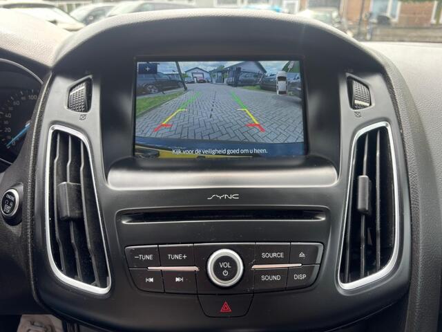 Ford FOCUS 1.5 TDCI Titanium Automaat Zwart 2017