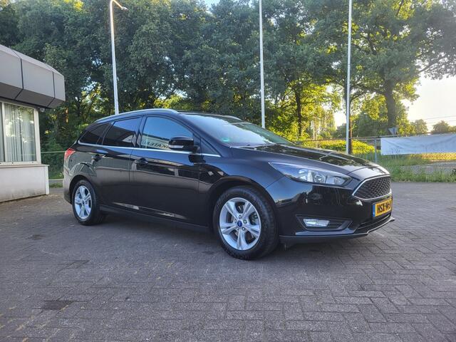 Ford FOCUS 1.5 Titanium Edition Eerste eigenaar Automatische airco Stoelver