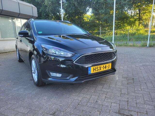 Ford FOCUS 1.5 Titanium Edition Eerste eigenaar Automatische airco Stoelver