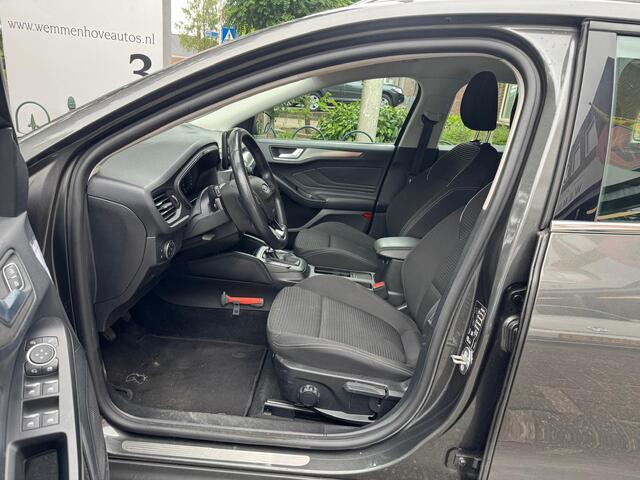 Ford FOCUS Wagon 1.0 EcoBoost Titanium Business