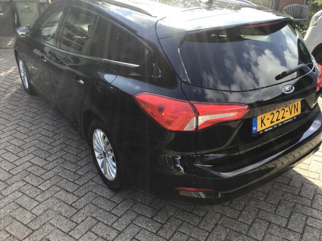 Ford FOCUS 1.0 ECOBOOST TITANIUM X BUSINESS