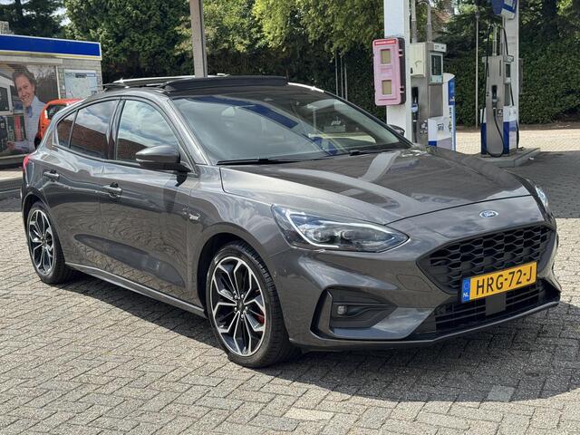Ford FOCUS 1.0 EcoBoost Titanium X Business ST-LINE | PANO | NAVI | BOVAG!!