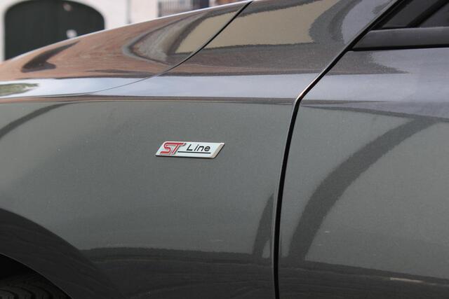 Ford FOCUS Wagon 1.0 EcoBoost ST Line Business 125pk Navi, Camera, Winterpack, DAB+, All Weather, 17"LM