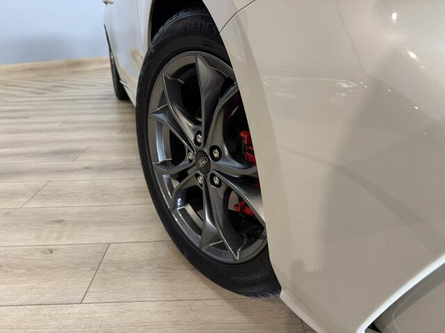 Ford FOCUS 1.5 EcoBoost ST Line X Business Airco ECC | Apple Carplay | Cruise Control | Virtual | Camera | Isofix | NAP