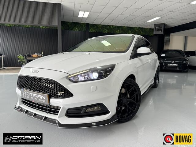 Ford FOCUS 2.0 ST-2 250PK 2016 RECARO MAXTON
