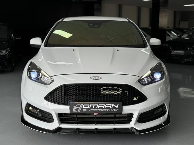 Ford FOCUS 2.0 ST-2 250PK 2016 RECARO MAXTON