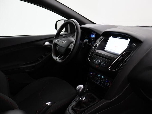 Ford FOCUS Wagon 1.5 150 PK RED EDITION ST-LINE + SPORTUITLAAT | 18 INCH l APPLE CARPLAY