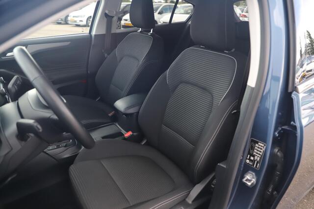 Ford FOCUS 1.0 EcoBoost Hybrid Titanium Style Winter Pack Keyless Navigatie Achteruitrijcamera Carplay Android Clima Stuur & Stoelverwarming All season banden!