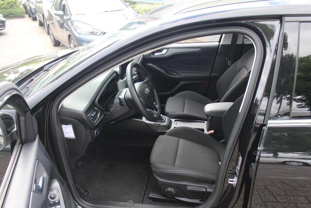 Ford FOCUS Wagon 1.0 EcoBoost Hybrid Titanium Style