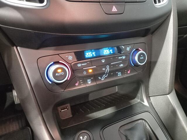 Ford FOCUS Wagon 1.0 Trend Automaat | Navigatie | Stoelverwarming | Cruise