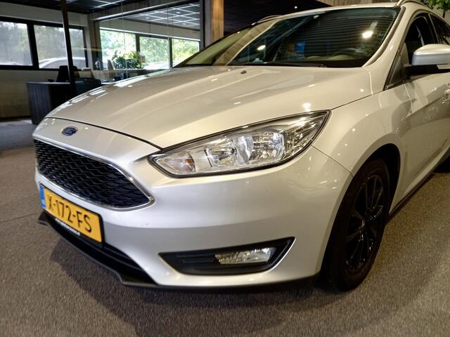 Ford FOCUS Wagon 1.0 Trend Automaat | Navigatie | Stoelverwarming | Cruise