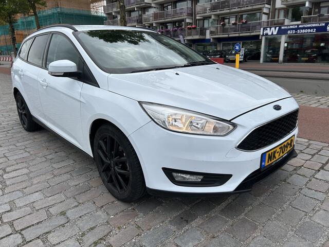 Ford FOCUS Wagon 1.0 Lease Edition navigatie airco/ecc nieuwstaat