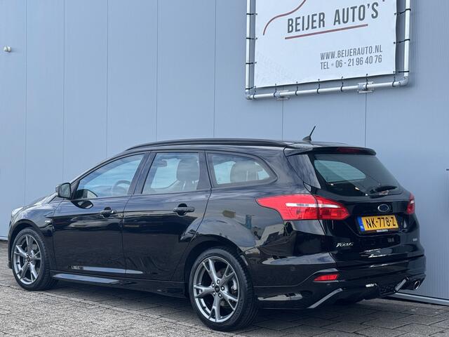 Ford FOCUS Wagon 1.5 Ecoboost 150pk ST-Line Navigatie/18inch.