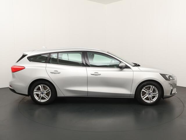 Ford FOCUS Wagon EcoBoost 100PK Trend Edition Business Trekhaak I 16"LM velgen I Navi I Parkeersensoren etc