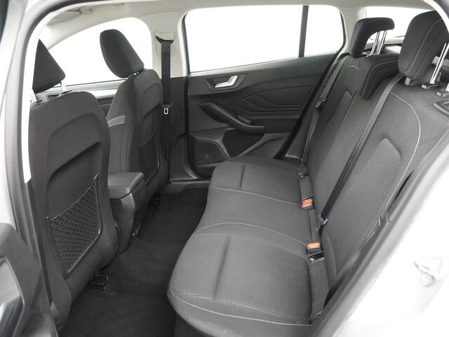 Ford FOCUS Wagon EcoBoost 100PK Trend Edition Business Trekhaak I 16"LM velgen I Navi I Parkeersensoren etc