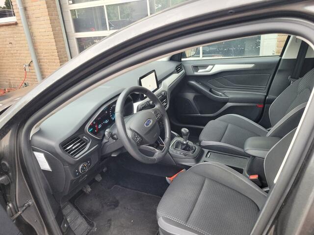 Ford FOCUS 1.0 Turbo 125pk 5 drs Business Edition apple carplay xenon