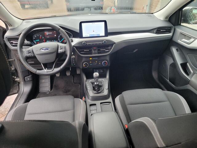 Ford FOCUS 1.0 Turbo 125pk 5 drs Business Edition apple carplay xenon