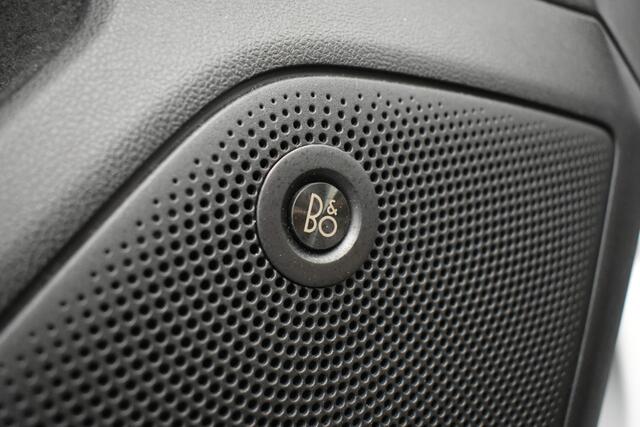 Ford FOCUS Wagon 1.5 EcoBoost Active Business 150pk PDC Navi B&O Adaptive Cruise Apple Carplay