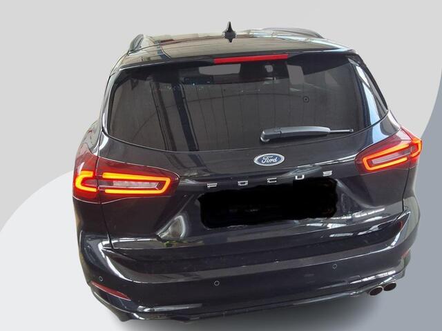 Ford FOCUS Wagon 1.0 EcoBoost Hybrid ST Line | Adaptive cruise control | Winter Pack | All season banden