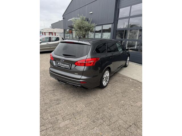 Ford FOCUS Wagon 1.5 ST-LINE ST-LINE