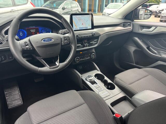 Ford FOCUS 1.0 ECOB. TITITANIUM X BNS AUTOMAAT NAVI AIRCO/ECC