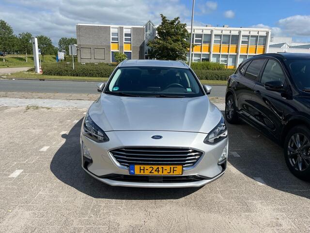 Ford FOCUS Wagon 1.0 EcoBoost Titanium Business 125pk | Winterpack | Full LED | Adaptieve Cruise | B&O Play | Achteruitrijcamera | Design Pack
