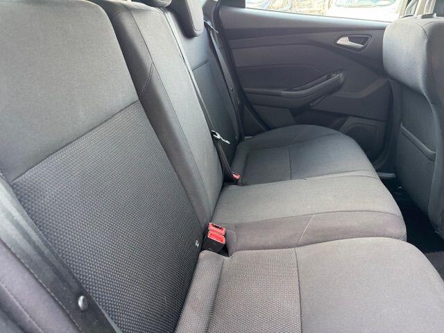 Ford FOCUS Wagon 1.0 Lease Edition Airco/ECC,Cruisecontrol,Navigatie