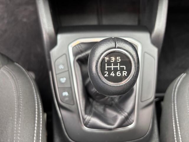 Ford FOCUS 1.0 EBH TITANIUM STYLE NAVI AIRCO/ECC PDC