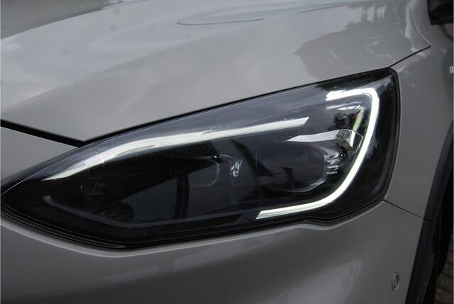 Ford FOCUS Wagon 1.5 EcoBoost 182PK Active Automaat TREKHAAK 1500KG| | PANO.DAK | LED MATRIX | WINTERPACK | ADATPIEF CRUISE