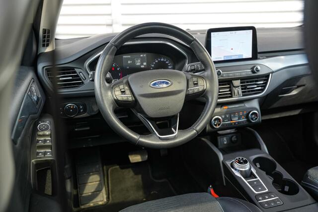 Ford FOCUS Wagon 1.5 EcoBoost Active Business Apple Carplay Cruise control DAB Dakrails Pano Navi