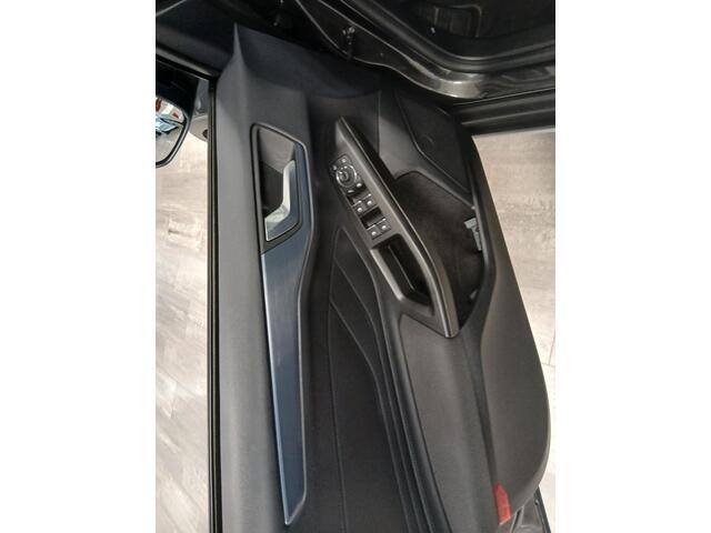 Ford FOCUS Wagon 1.0 EcoBoost Hybrid Active X