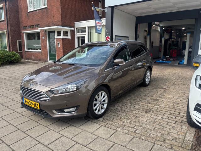 Ford FOCUS 1.5 TITANIUM