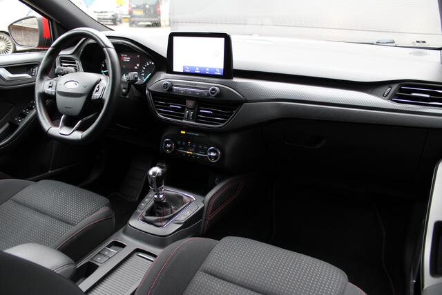 Ford FOCUS 1.0 EcoBoost ST Line Business | Afn. Trekhaak | Winterpack | Navigatie | B&O | Camera
