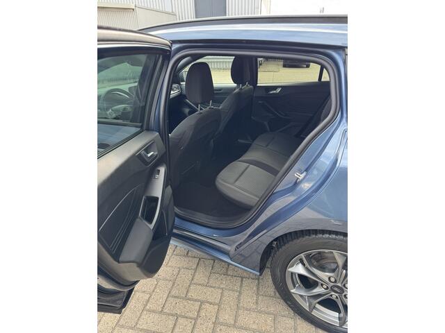 Ford FOCUS Wagon 1.0 EcoBoost Titanium Business