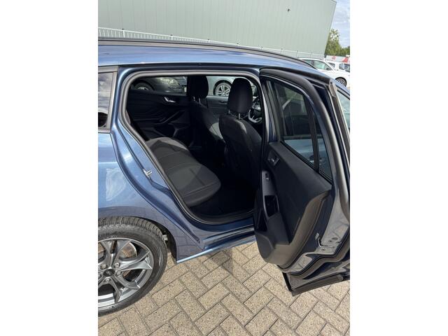 Ford FOCUS Wagon 1.0 EcoBoost Titanium Business