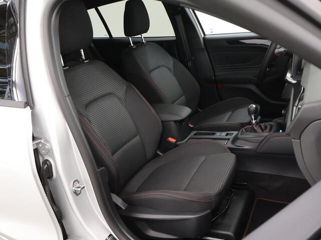 Ford FOCUS Wagon 1.0 EcoBoost Hybrid ST Line X | Winterpakket | B&O | Cruise Control Adaptief | Navigatie | Parkeercamera |