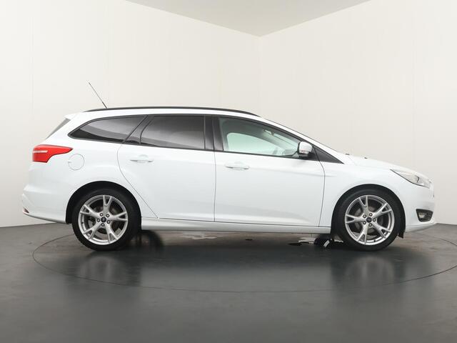 Ford FOCUS Wagon 1.0 Lease Edition - Navigatie - Airconditioning - Cruise Control