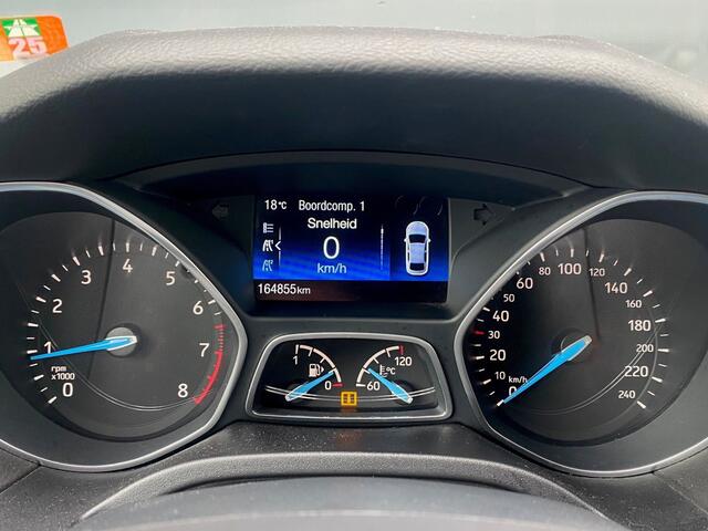 Ford FOCUS BWJ 2018 | 1.0 16PK Titanium | TREKHAAK | SCHUIFDAK | CLIMA | CAMERA | CARPLAY | NAVI | CRUISE | 2X PDC |