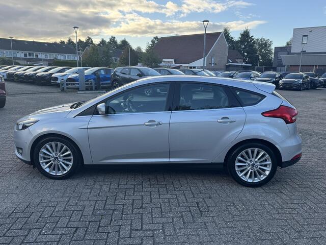 Ford FOCUS 1.5 Ecoboost Titanium 150pk Trekhaak | Cruise control | Voorruit verwarming | Climate control | Navigatie