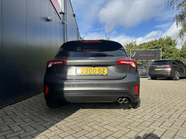 Ford FOCUS 1.5 EcoBoost ST Line Business