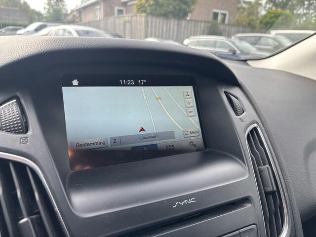 Ford FOCUS Wagon 1.5 Turbo Titanium Business Carplay / Parkeersensors / Stoelverwarming