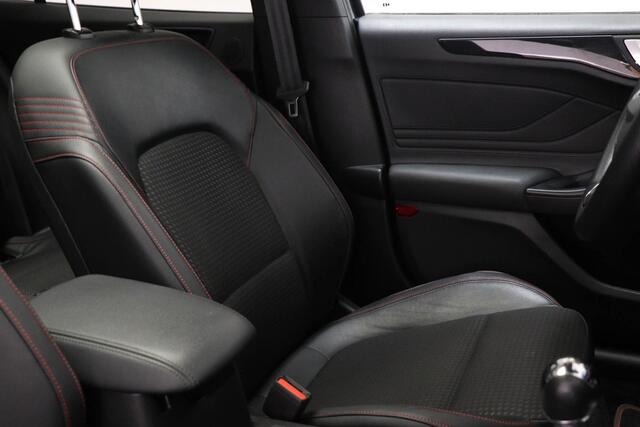 Ford FOCUS Wagon 1.0 EcoBoost Hybrid ST Line X Business | INTERIEUR / AUDIO- PACK | PANORAMADAK | CD SPELER | B&O DAB | CAMERA