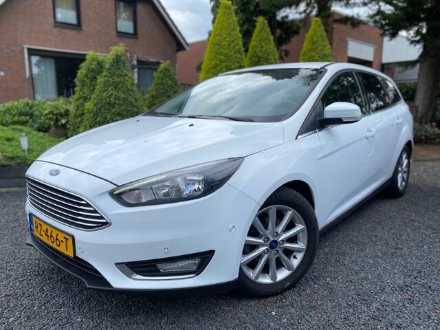 Ford FOCUS 1.5 TDCI TITANIUM Automaat Apple carplay ECC Keyless Parking assistant