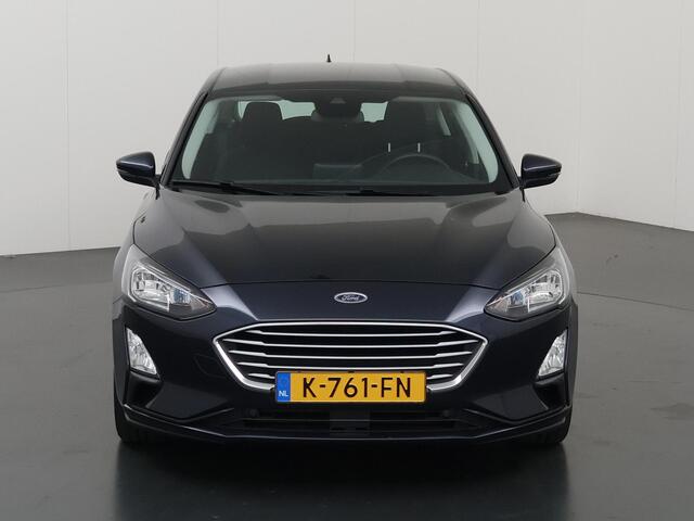 Ford FOCUS 1.0 EcoBoost Trend Edition Business | Trekhaak | Parkeercamera | Navigatie | Cruise Control |